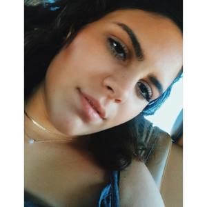 Meet your Posher, Luana